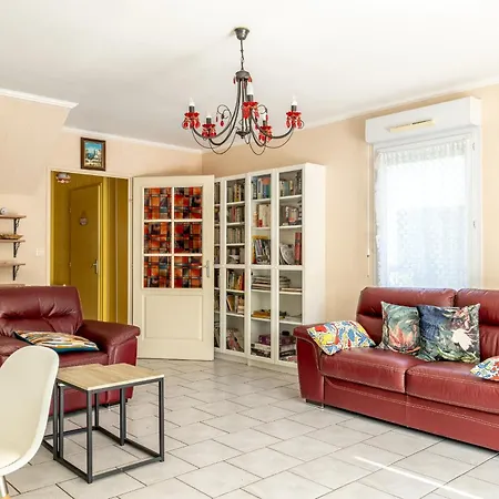 Holiday home Maison La Mouette Proche Golf Pornic